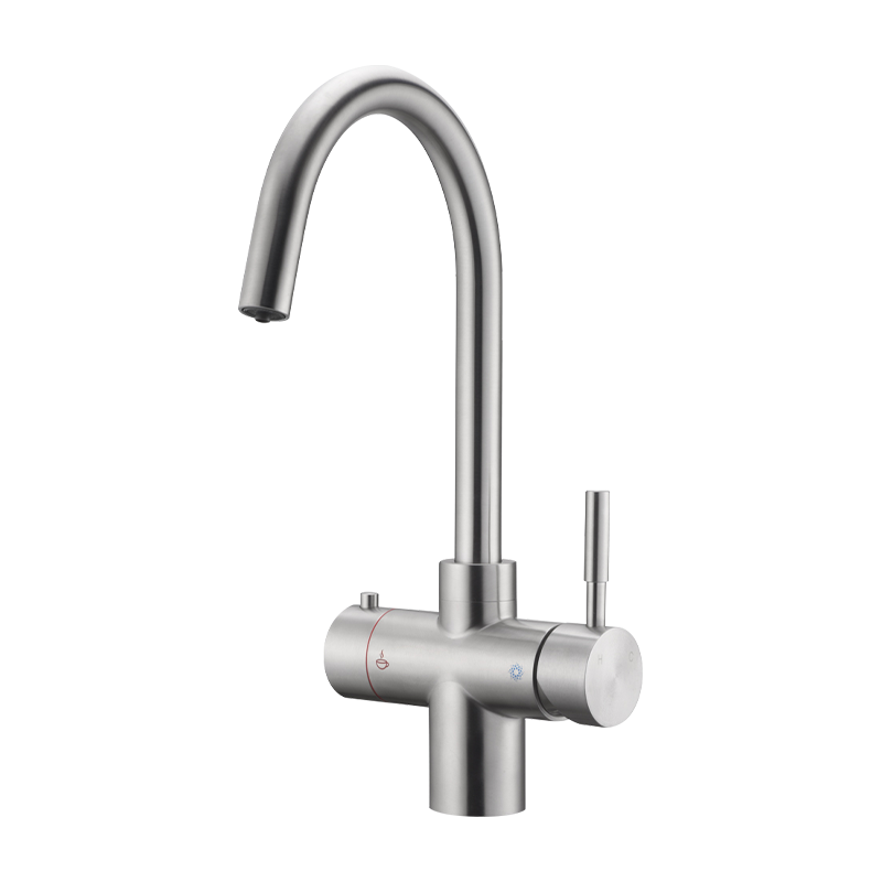 Faucet manual putaran all-in-one Polandia